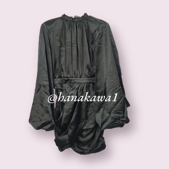 HOUSE OF CB 'Khristen' Black Satin Blouson Dress - Picture 7 of 10